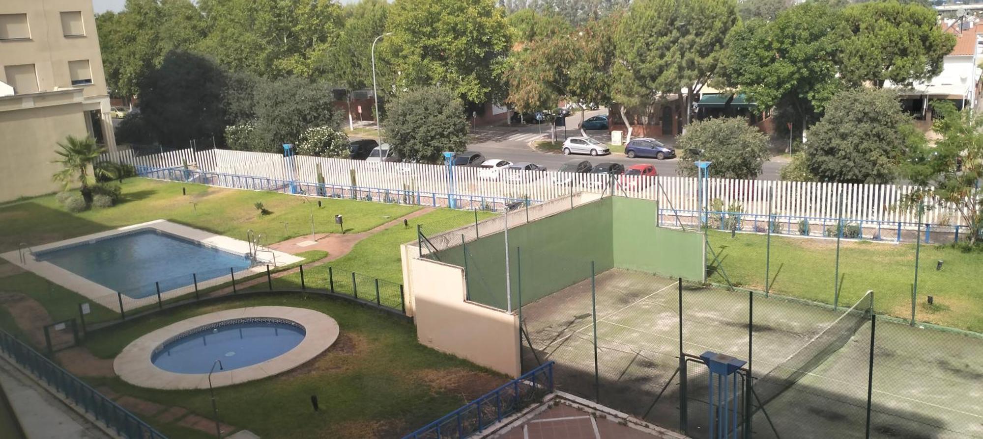 Fibes Lux Sevilla Este. Екстериор снимка